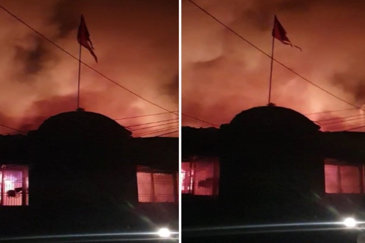 Raigad District Bank Fire : कर्जतमध्ये अग्नितांडव, रायगड जिल्हा बँकेला लागली आग, कागदपत्र जळून खाक LIVE VIDEO