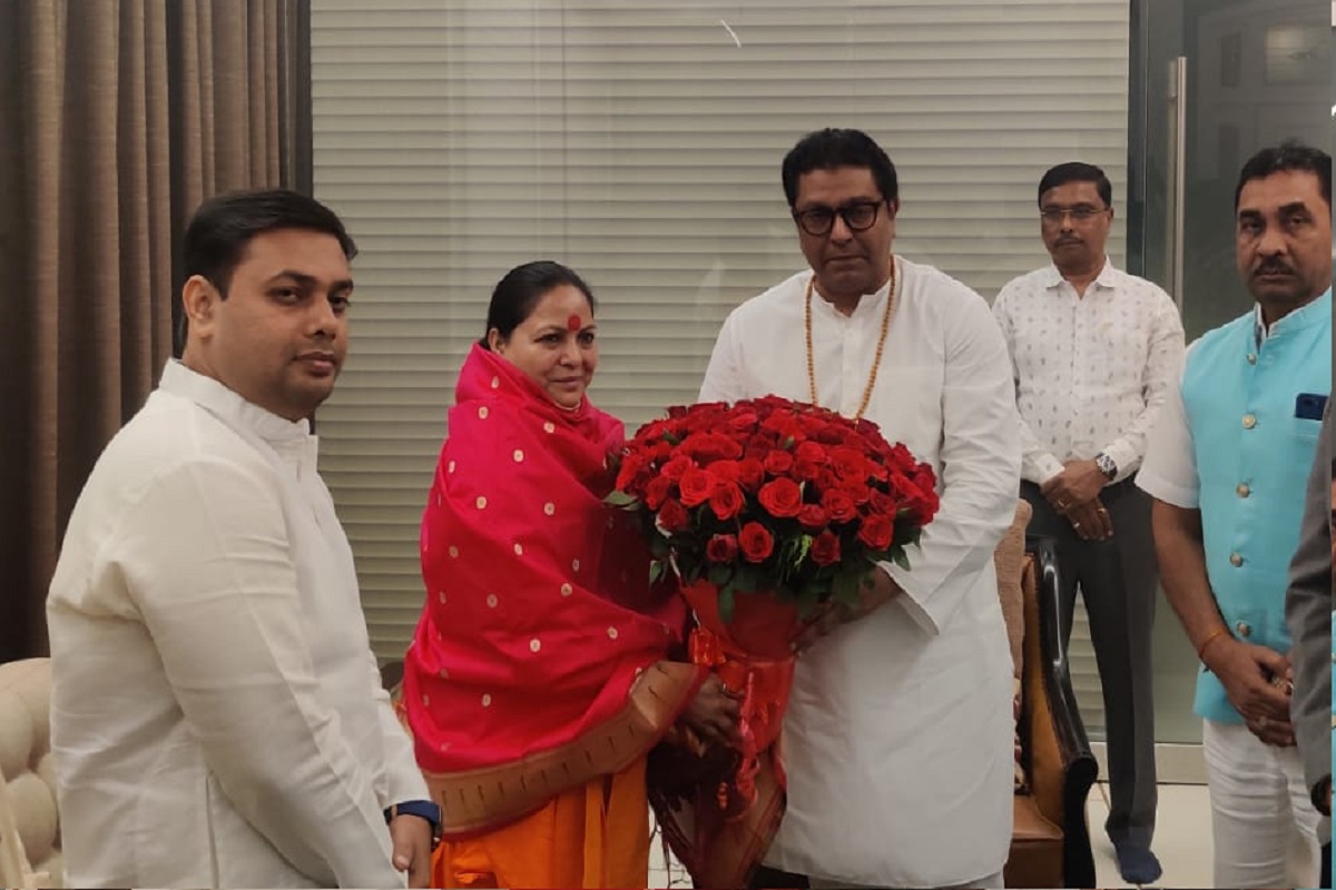 अयोध्येतील जुना आखाड्याच्या गुरु मॉं कांचनगिरी आज पुन्हा एकदा राज ठाकरे यांची भेट घेतील.