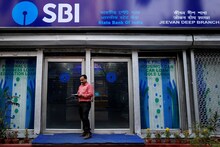तुमचे सॅलरी अकाउंट आहे? मग SBI च्या 'या' स्किमविषयी वाचाच