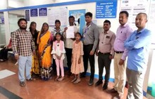 मृत पत्नीचं खातं बंद करायला गेला अन् खात्यावरील रक्कम बघून पतीला बसला धक्का