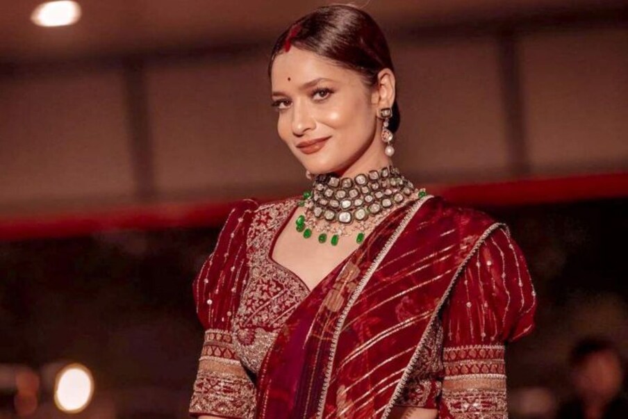 अंकिता लोखंडेने 'पवित्र रिश्ता'मधून खूप प्रसिद्धी मिळवली आणि प्रत्येक घराघरात अर्चना या नावाने ओळखली गेली. या शोनंतर तिने 'एक थी नायिका'मध्ये काम केले. 2021 मध्ये तिने 'पवित्र रिश्ता 2.0' या वेबसिरीजमध्ये काम केले. 