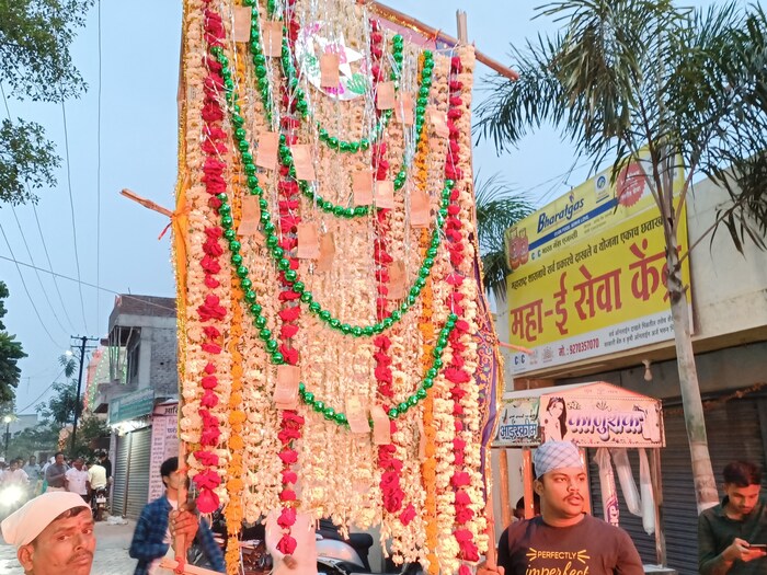 यात्रेच्या पहिल्या दिवशी रात्री संदल मिरवणूक काढण्यात आली. तर दुसऱ्या दिवशी छबिना मिरवणूक काढण्यात आली.