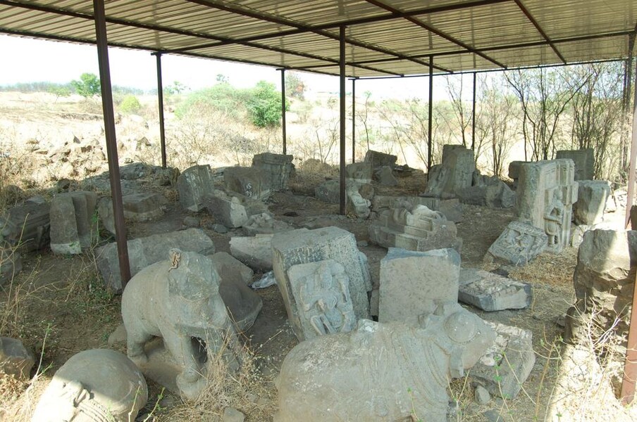  आता पुरातन मूर्ती धाराशिव जिल्ह्यातील तेरच्या वस्तुसंग्रहालयात नेण्यात येणार आहेत. त्या ठिकाणी या मूर्तींचे संवर्धन व जतन केले जाणार आहे, असे पर्यटन विभागाचे सहसंचालक अमोल गोटे यांनी सांगतिले.