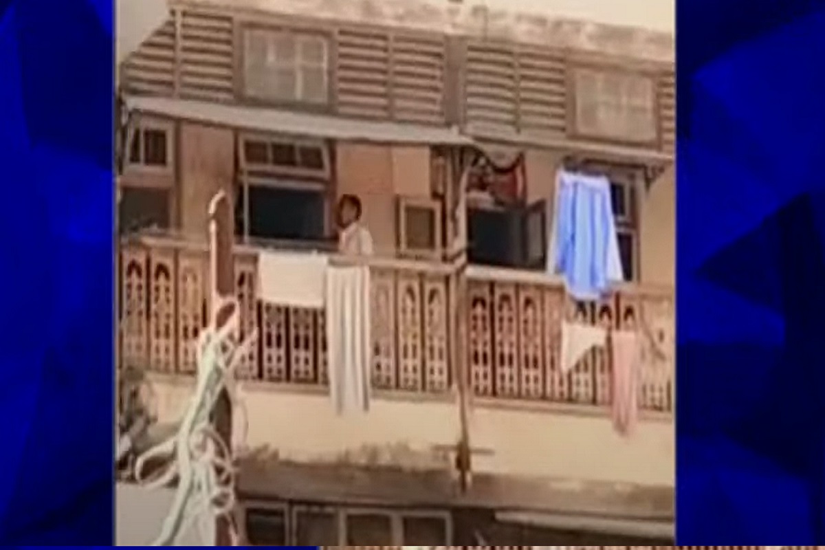 मुंबई हादरली, शेजाऱ्याने 5 जणांवर केले चाकूने सपासप वार, 2 जणांचा मृत्यू