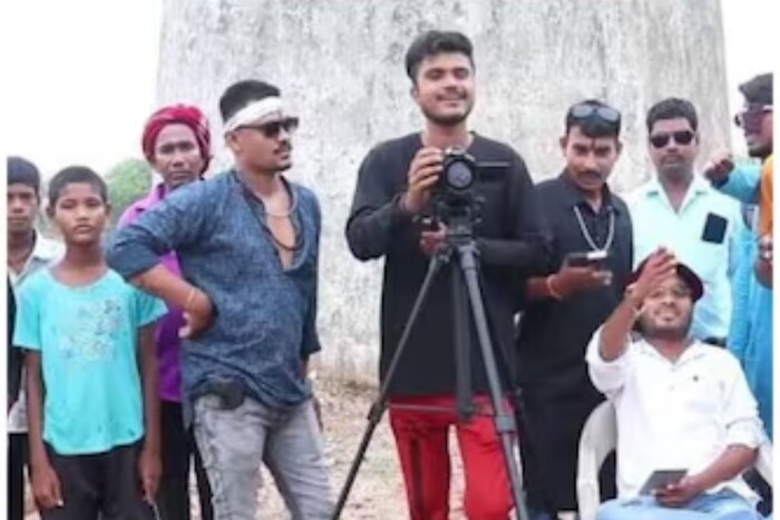 रायपूर, छत्तीसगड येथे असलेल्या तुळशी गावाला YouTubers (रायपूरमधील तुलसी गाव) म्हणतात. या गावात सुमारे 432 कुटुंबे राहतात. त्यांची लोकसंख्या 3000-4000 च्या दरम्यान आहे. यापैकी 1000 लोक YouTube (YouTubers Salary) द्वारे त्यांचे उत्पन्न कमावत आहेत. या गावात राहणाऱ्या 5 वर्षांच्या मुलापासून ते 85 वर्षांच्या आजीपर्यंत ते यूट्यूबवर सक्रिय आहेत. गावात यूट्यूबचे वेड दोन मित्रांनी सुरू केले होते, ज्यांची कथा स्वतःच खूप मनोरंजक आहे.