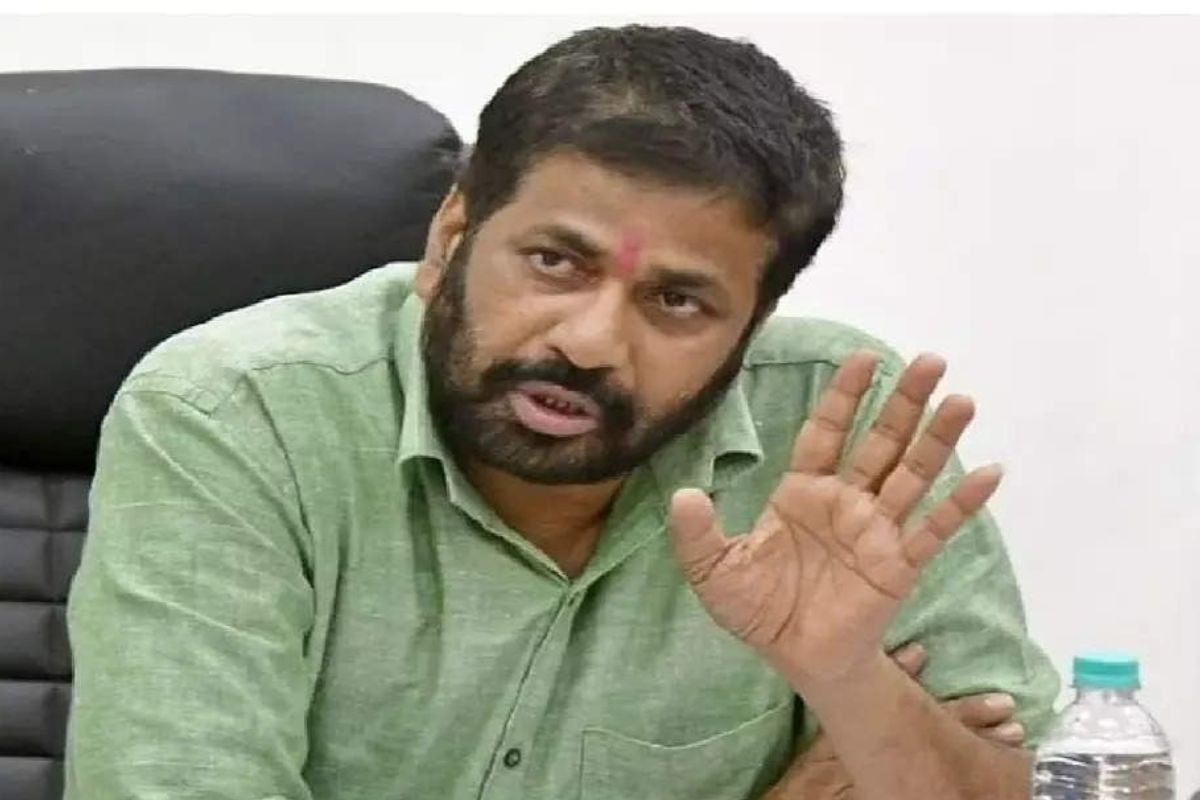 आमदार बच्चू कडू यांना मंत्रीपदाचा दर्जा जाहीर