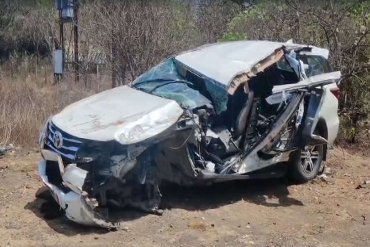 सायरस मिस्त्रींच्या मर्सिडिजचा जिथे झाला अपघात, तिथूनच जवळ 'फॉर्च्युनर'चा झाला चुराडा, चौघेही बचावले