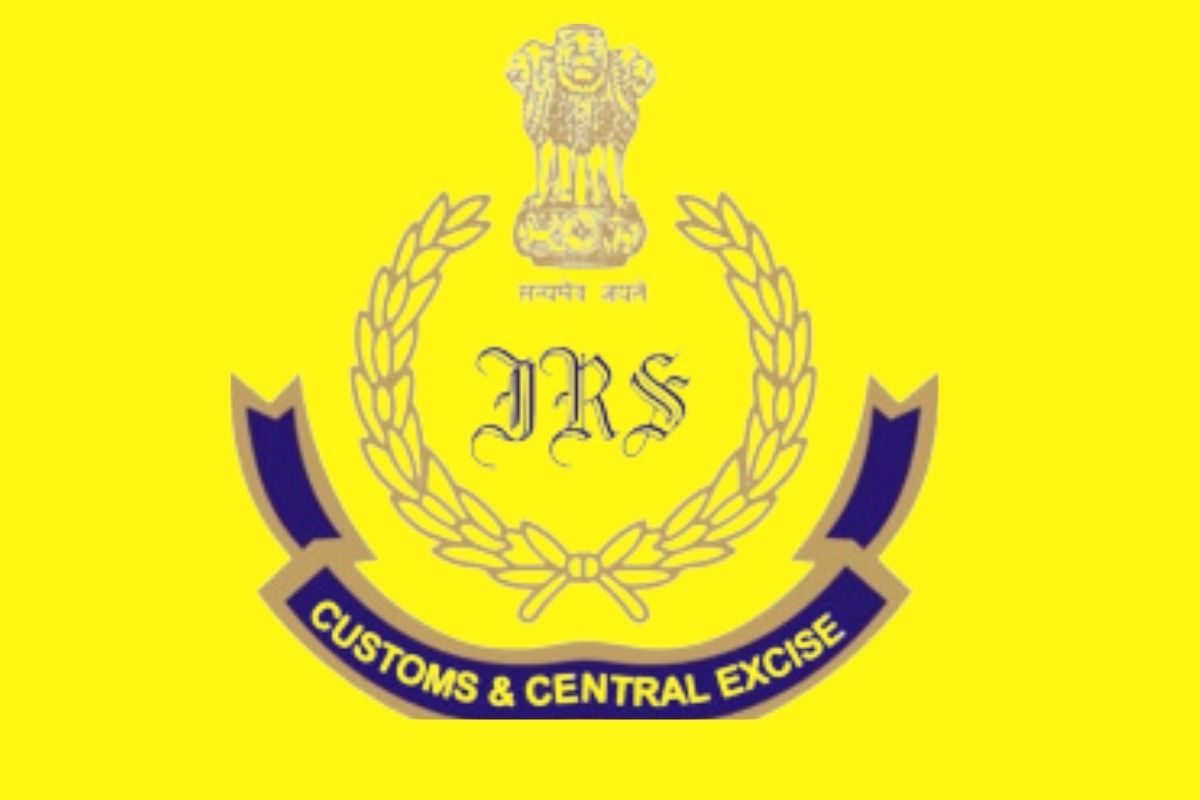 IRS ऑफिसर्सना मिळतात भन्नाट सुविधा