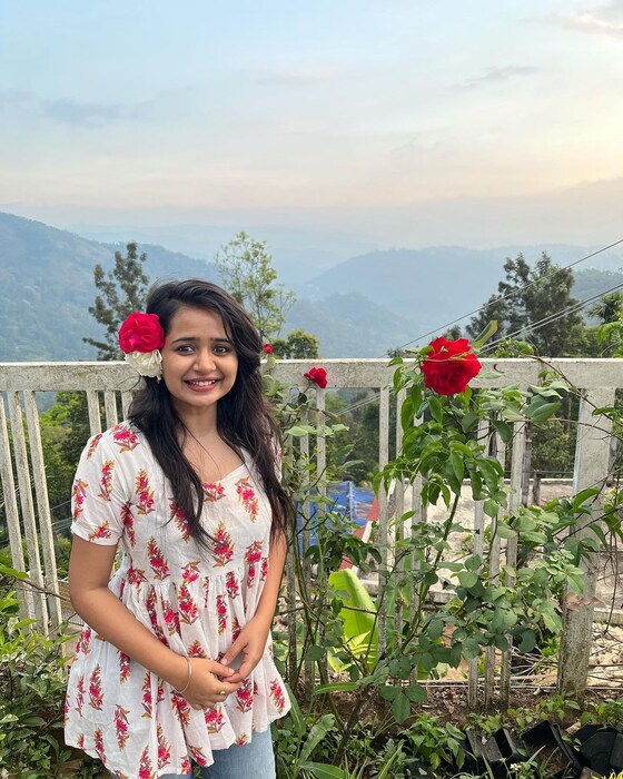 गौरीचे हे फोटो समोर येताच चाहते तुफान प्रतिक्रिया देत आहेत. 
