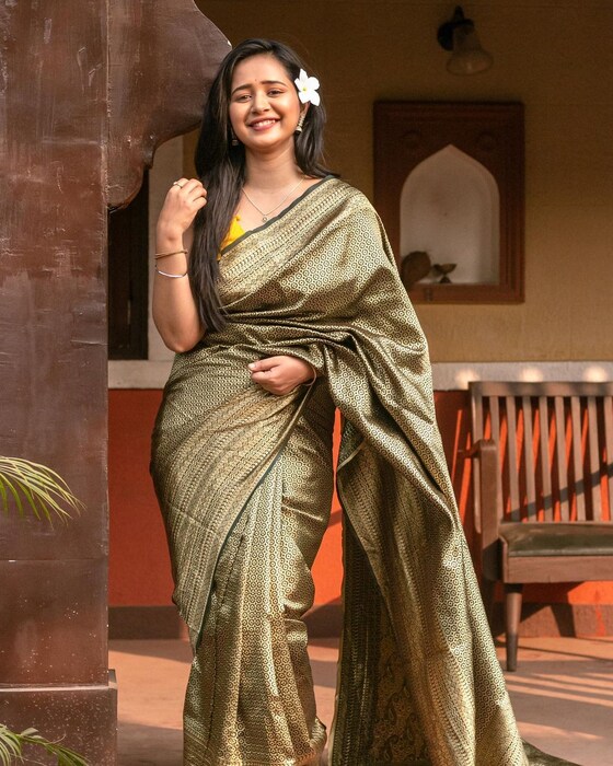 नुकतंच मालिकेत गौरीची वापसी झाली आहे. त्यामुळे तिचे चाहते प्रचंड खुश आहेत. परंतु गौरी अरुंधती-आशुतोषच्या लग्नासाठी परतली आहे. ती पुन्हा मालिकेतून रजा घेणार आहे. 