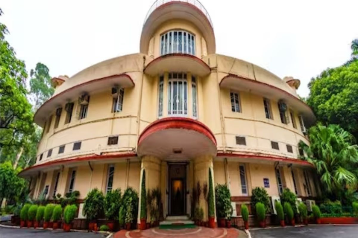 भारत सरकारच्या या विभागामध्ये थेट मिळेल नोकरी