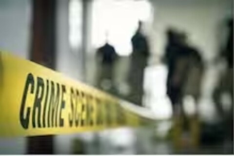 बुद्धपुरा गावात राहणाऱ्या रामहेतची पत्नी रीना हिचे शेजारी राहणाऱ्या 20 वर्षांच्या सूरजसोबत प्रेमसंबंध होते. गेल्या 6 महिन्यांपासून दोघांमधील जवळीक इतकी वाढली होती की, त्यांनी एकमेकांसोबत जगण्याची आणि मरण्याची शपथ घ्यायला सुरुवात केली. 