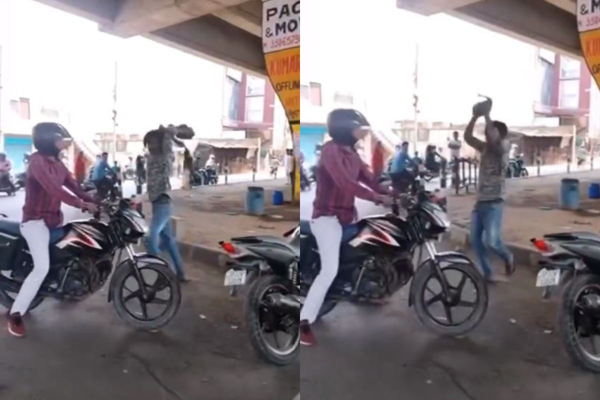 रस्त्यावर हाय व्होलटेज ड्रामा; व्यक्तीने भलामोठा दगड उचलून दुचाकीस्वाराच्या डोक्यात घातला, धक्कादायक VIDEO