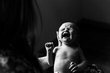मुलगी झाली हो! भारतातील 'या' समाजात प्रत्येकाला हवीये मुलगी; कारण मात्र संतापजनक मुलगी झाली हो! भारतातील 'या' समाजात प्रत्येकाला हवीये मुलगी; कारण मात्र संतापजनक