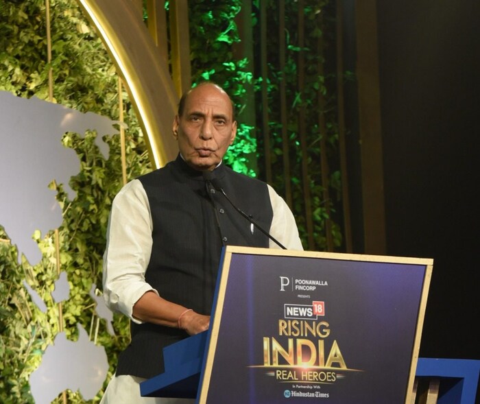 भारतीय अर्थव्यवस्था खूप वेगाने वाढत आहे आणि ती जगातील सर्वात वेगाने वाढणारी अर्थव्यवस्था आहे. 