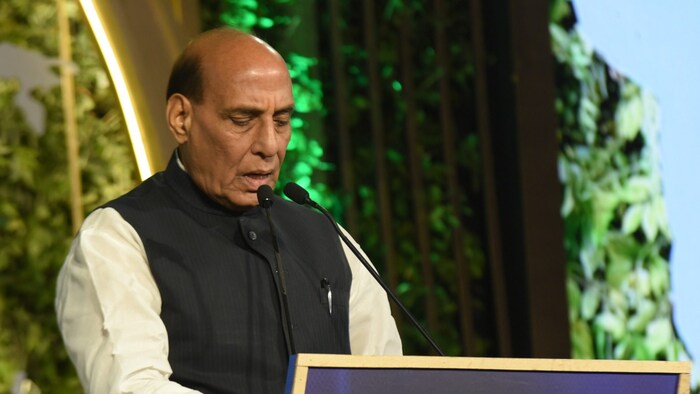 भारताच्या अर्थव्यवस्थेत अलीकडच्या काळात बरीच सुधारणा झाली आहे. जी जगासमोर एक उदाहरण बनू शकते. ते म्हणाले की रेटिंग एजन्सीनुसार भारत 2027 मध्ये जगातील पहिल्या 3 अर्थव्यवस्थांमध्ये समाविष्ट होईल. 