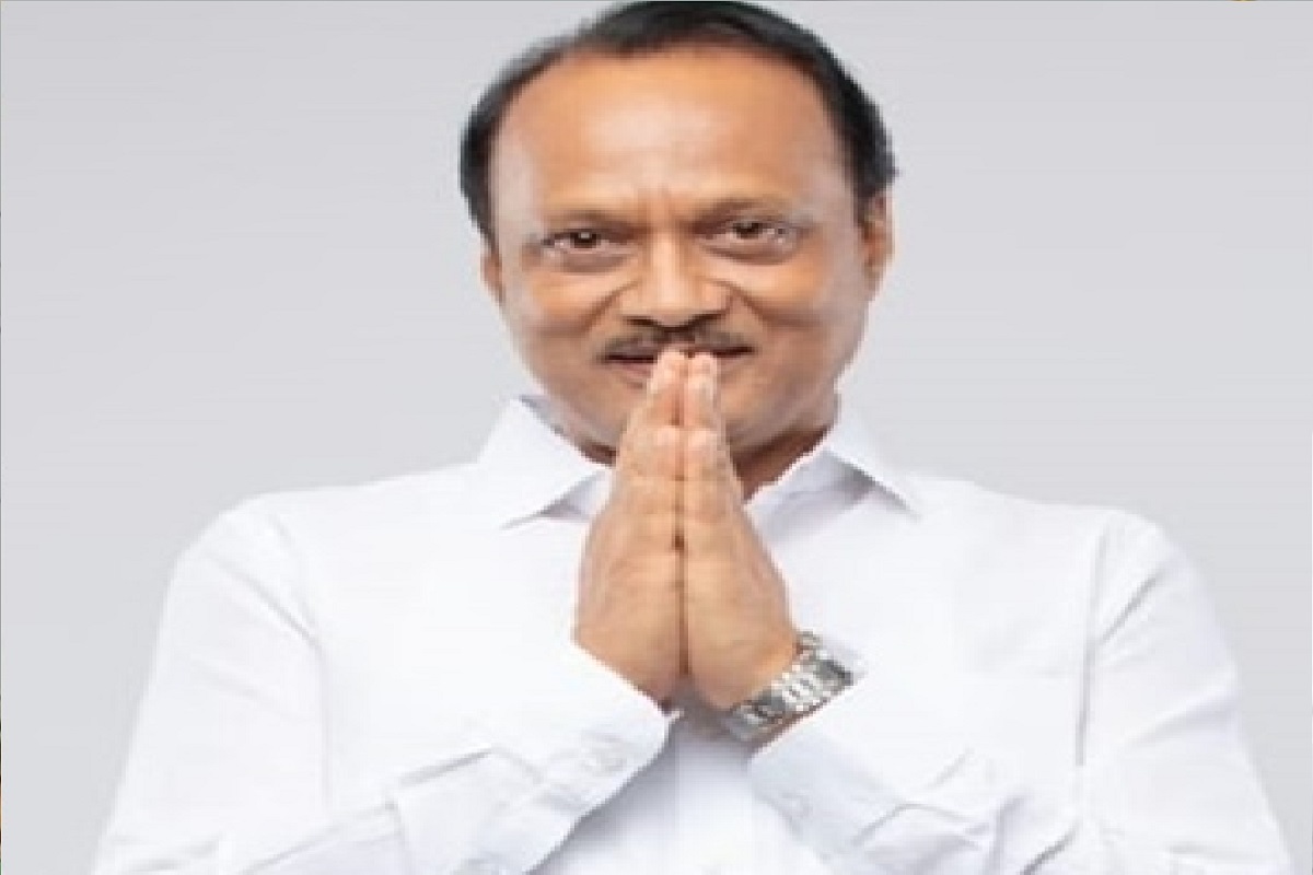 नाशिक जिल्ह्यातील सिन्नर तालुक्यात शेतकरी मेळावा आयोजित करण्यात आला आहे.