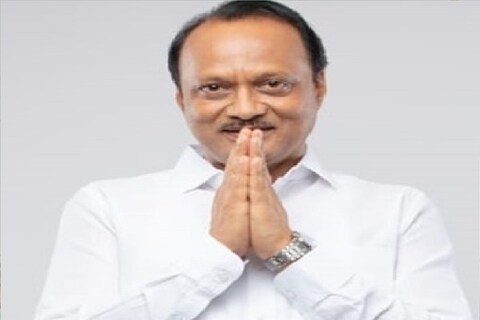 नाशिक जिल्ह्यातील सिन्नर तालुक्यात शेतकरी मेळावा आयोजित करण्यात आला आहे. 