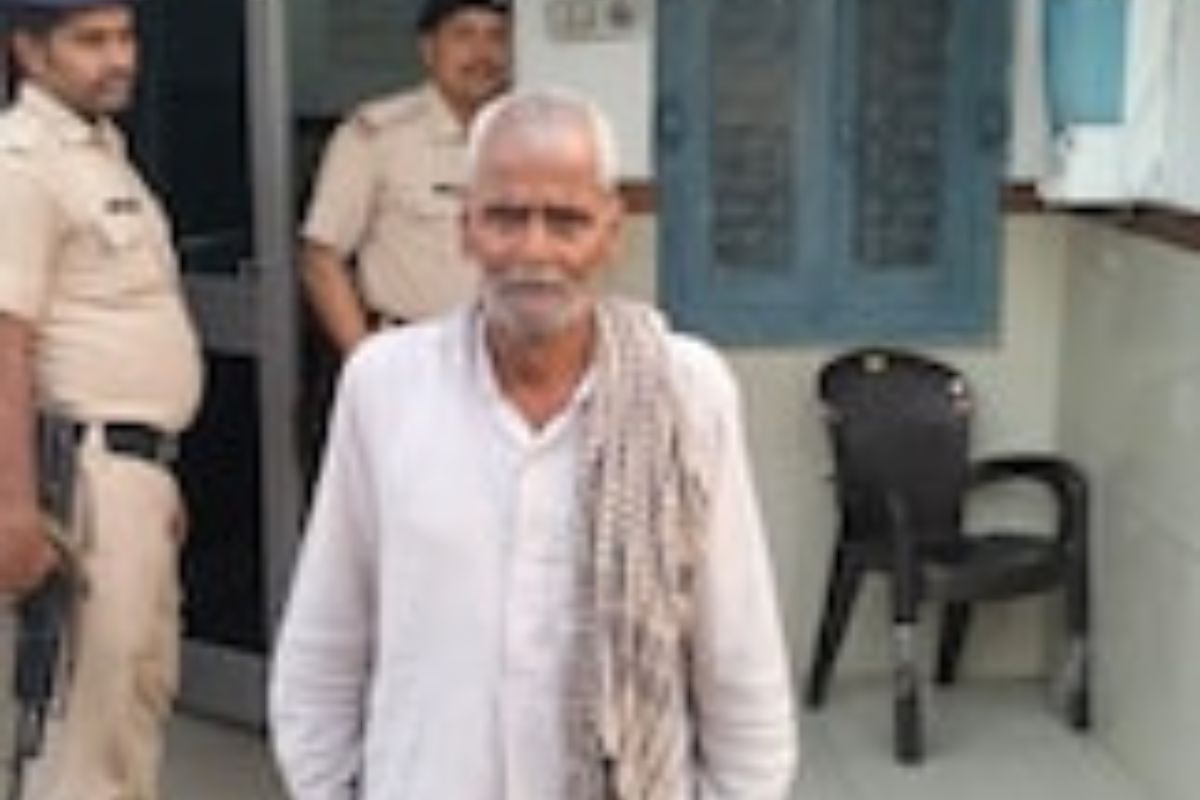 50 वर्षांपूर्वी केलेल्या गुन्ह्याची शिक्षा