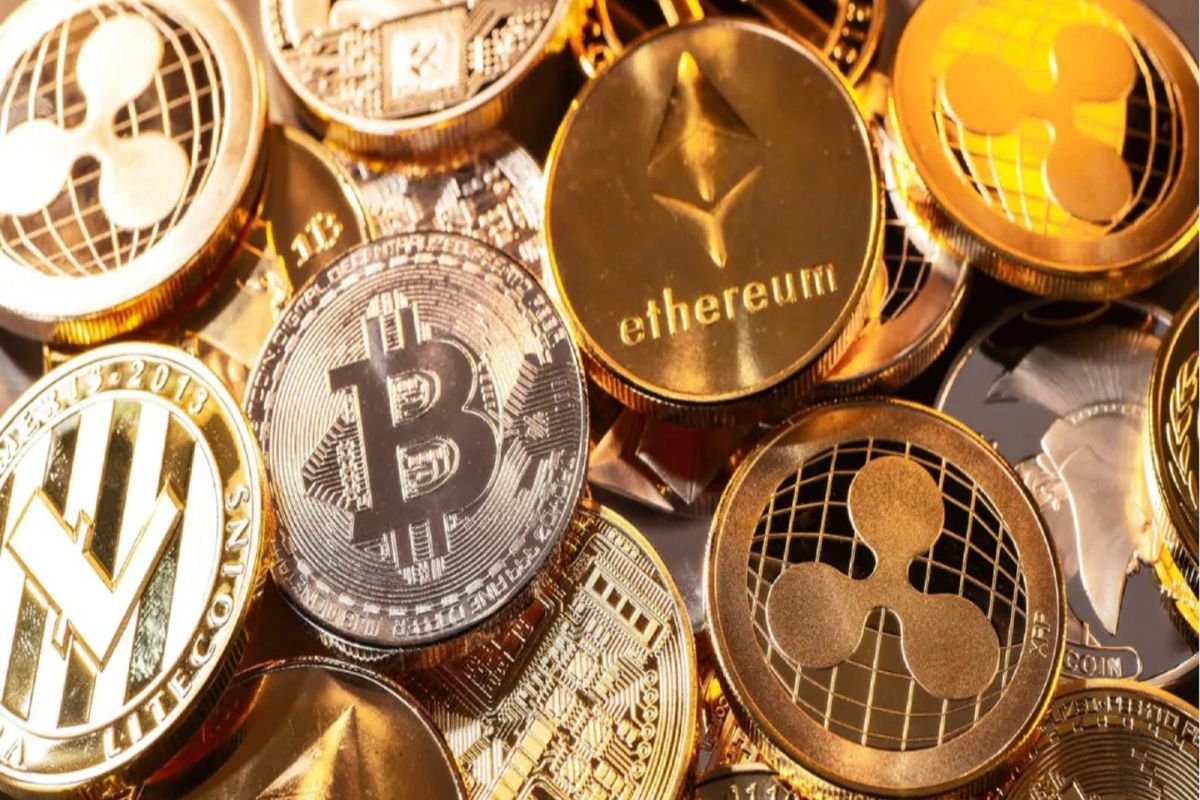 क्रिप्टोमध्ये गुंतवणूक करत आहात सावधान; तुमचीही होऊ शकते 'अशी' फसवणूक