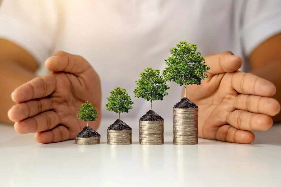 दोन वर्षांच्या कालावधीसाठी व्याजदर 7.50 टक्क्यांवरून 7.55 टक्के झालाय. 25 ते 35 महिन्यांच्या FD वरील व्याजदर 7.35 टक्क्यांवर गेला आहे. 30 महिन्यांच्या कालावधीसाठी FD साठी व्याज दर 7.45 टक्के आहे. 