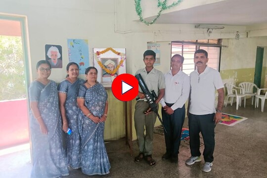 Jalna News : नववीतल्या ज्ञानेश्वरनं तयार केली बंदूक, पाहा कसं होणार पिकांचं संरक्षण, Video
