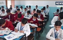 लॉकडाऊनचे दुष्परिणाम अजूनही, तुमच्या मुला मुलींनाही ही लक्षणे आहेत का? लॉकडाऊनचे दुष्परिणाम अजूनही, तुमच्या मुला मुलींनाही ही लक्षणे आहेत का?