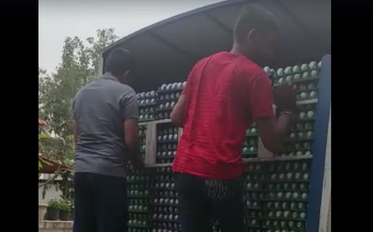 नकली अंड्यांच्या आडून दारूची तस्करी