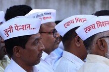 pension strike : पेन्शनचं मिशन संपलं, सरकारी कर्मचाऱ्यांचा संप अखेर मागे