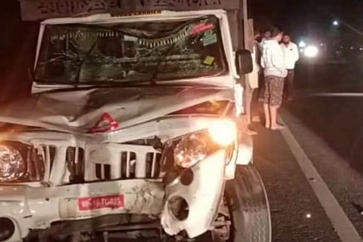 जुन्नरमध्ये भीषण अपघातात 5 ठार, 2 चिमुकल्यांचा समावेश, 3 गंभीर जखमी