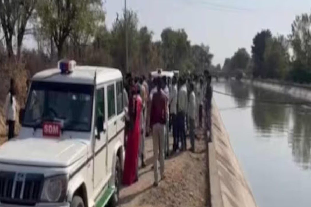 Rajsthan Crime News : एका कॉल रेकॉर्डिंगचे 7 बळी, एकाच चितेवर जणांना मुखाग्नी, पत्नीच्या कृत्यामुळे कुटुंब संपवलं