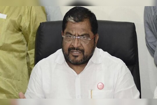 सेंद्रिय शेतीकडे जाणे हा वेडेपणा ठरेल, असं का म्हणाले राजू शेट्टी, काय आहे कारण?
