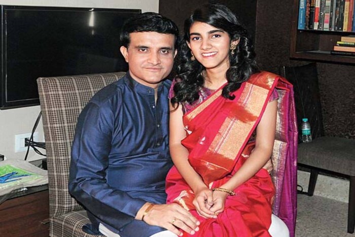 2009 मध्ये सौरव गांगुली सोबत ती एका जाहिरातीमध्ये दिसली होती. 