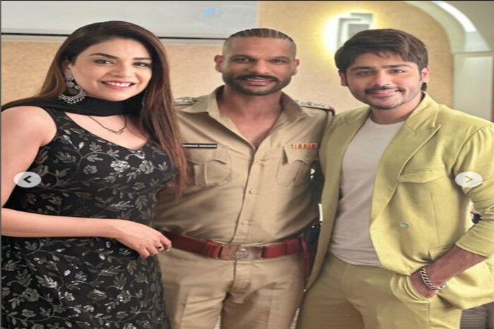 फॅन्सना शिखर धवन याचा हा लूक फार आवडतं असून याफोटोंवर फॅन्स लाईक्सचा वर्षाव करीत आहेत. 