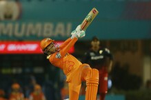 ब्रेबॉर्नवर सोफियाचं वादळ, WPLमध्ये झळकावलं सर्वात वेगवान अर्धशतक ब्रेबॉर्नवर सोफियाचं वादळ, WPLमध्ये झळकावलं सर्वात वेगवान अर्धशतक