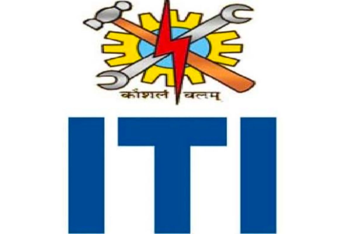 Solapur News : आयटीआयच्या विद्यार्थ्यांनो दवडू नका संधी, 'या' विभागात सुरू आहे भरती