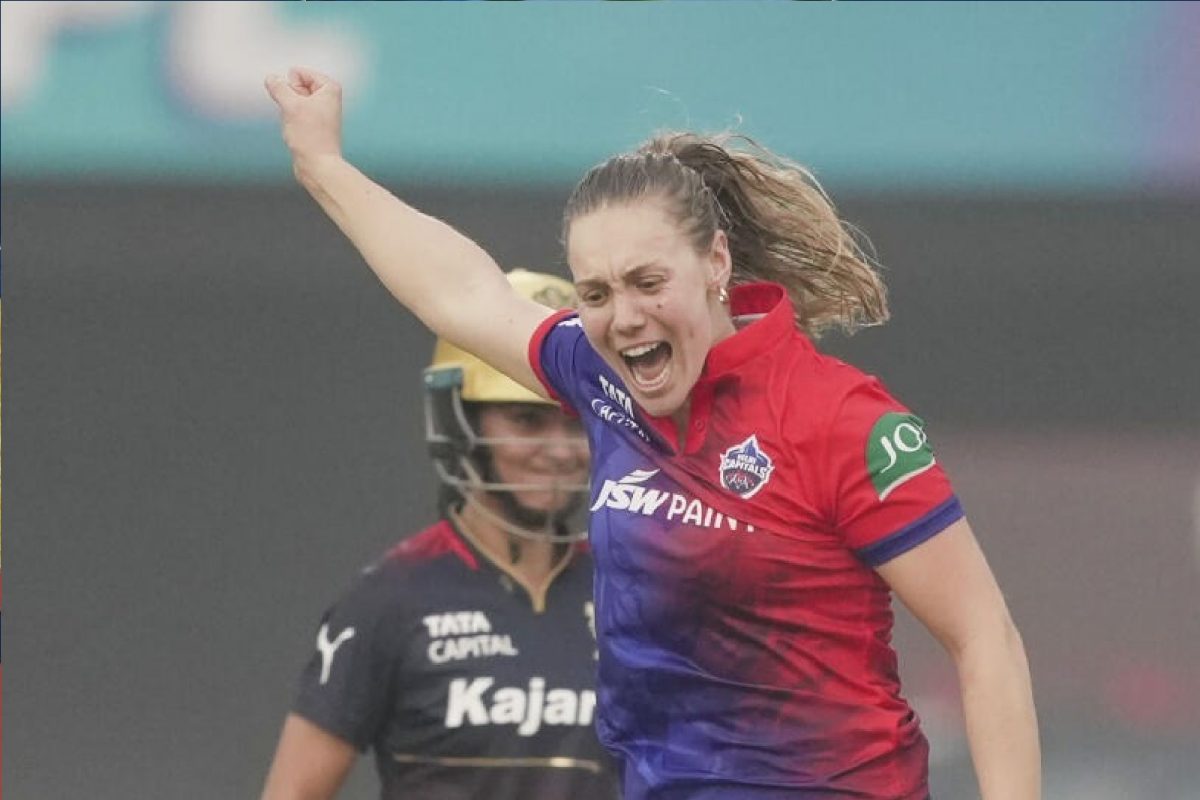 कोण आहे तारा?