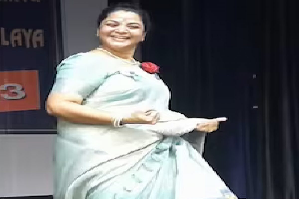 शिक्षिकेचा डान्स व्हिडीओ