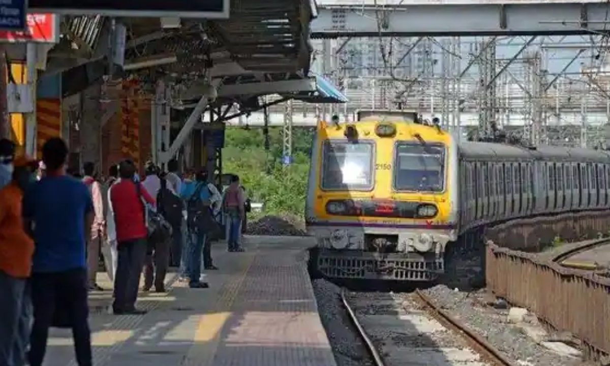 पाडव्यापूर्वीच ठाणेकरांना मुख्यमंत्री एकनाथ शिंदे यांचं मोठं गिफ्ट; लाखो लोकांना होणार फायदा