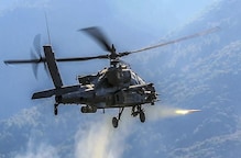 Black Hawk Crash : सरावादरम्यान 2 हेलिकॉप्टरची टक्कर, 9 जणांचा मृत्यू Black Hawk Crash : सरावादरम्यान 2 हेलिकॉप्टरची टक्कर, 9 जणांचा मृत्यू