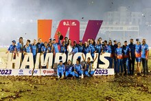 मुंबई इंडियन्सच्या महिला ब्रिगेडनेही करून दाखवलं, WPLच्या ट्रॉफीवर कोरलं नाव!