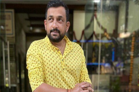 प्रसाद ओकनं पुरस्कार ठेवण्यासाठी चक्क घेतलं आहे नवीन घर