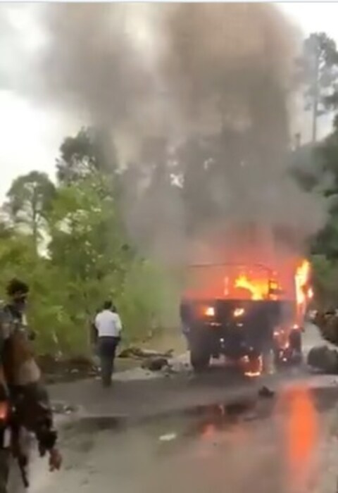 या हल्ल्यानंतर समोर आलेले फोटो आणि व्हिडीओ अत्यंत भीषण आणि थरकाप उडवणारे आहेत. 