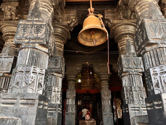  संध्याकाळच्या सुमारास देखील या ठिकाणी मोठ्या आरतीचे आयोजन केले जाते. आरतीसाठी अनेक भाविक मंदिरात आवर्जून येत असतात.
