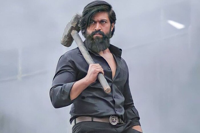 काही रिपोर्ट्सनुसार KGF 3 चे शूटिंग 2025 मध्ये सुरू होईल. यशचा हा 19 वा चित्रपट असेल. 