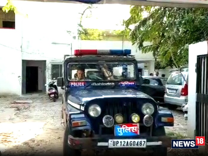 या भागात असे अनेक हॉटेल अलीकडे उघडले आहे. मुळात हा रहिवासी भाग आहे. पण कॉलनीमध्ये काही घरमालकांनी आपल्या घराला ओयो हॉटेलचे बोर्ड लावले. त्यामुळे या परिसरात आंबडशौकीनांचा अड्डा बनला होता