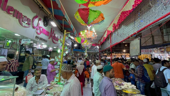 रमजान महिन्यातील संध्याकाळ संस्मरणीय करण्यासाठी मुंबईकरांनी इथं नक्की भेट द्यायला हवी. 