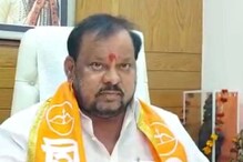 LIVE : शहाजीबापूंनी धरले जयंत पाटलांचे पाय, सोलापुरात दोन्ही नेत्यांची भेट