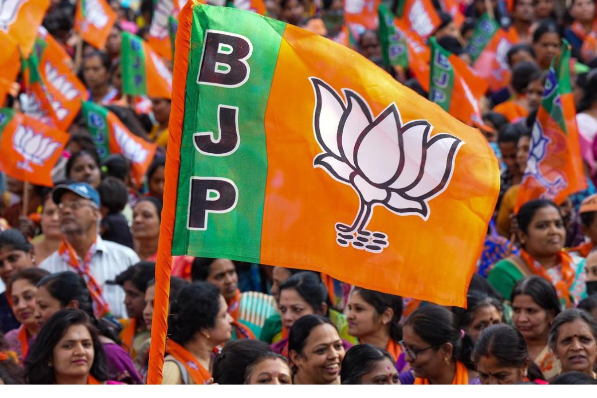 कृषी उत्पन्ना बाजार समितीमध्ये भाजपचा झेंडा