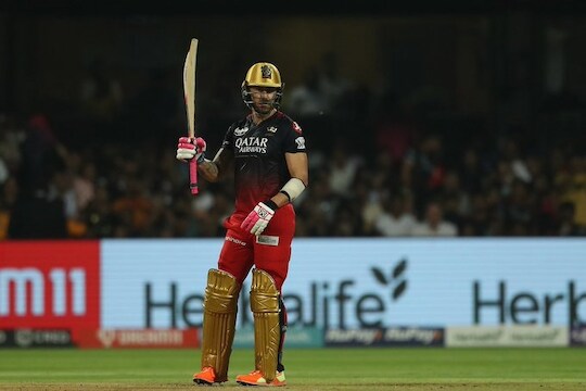 IPL 2023 : मॅचही गेली आणि पैसेही! RCB ला मोठा धक्का, कॅप्टन फाफ डुप्लेसिसला भरावा लागला दंड